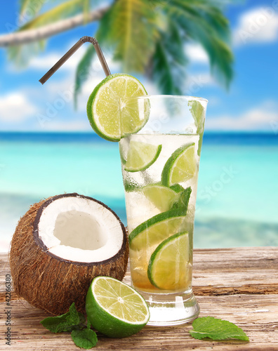 Photo: Cocktails on the beach Cocktails on the beach
