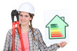 A female construction worker promoting energy savings.
