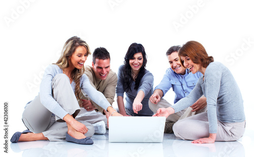 Foto: Group of people with laptop computer. Group of people with laptop computer.