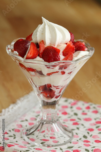 Photo: Eton mess Eton mess