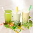 Bubble Tea verschiedene Sorten mit Bobas und Jelly