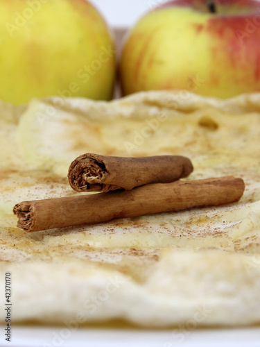 Photo: Flammkuchen mit Äpfel Flammkuchen mit Äpfel