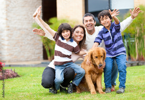 Foto: Happy family Happy family