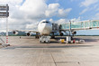 Photo: aéroport, avion en zone d'embarquement aéroport, avion en zone d'embarquement