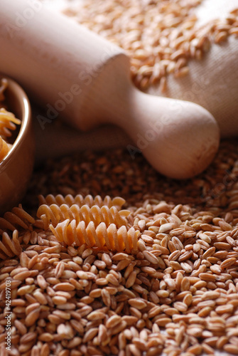 Photo: pasta di semola integrale di grano duro biologica pasta di semola integrale di grano duro biologica