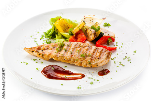 Photo: Grilled chicken breasts and vegetables Grilled chicken breasts and vegetables