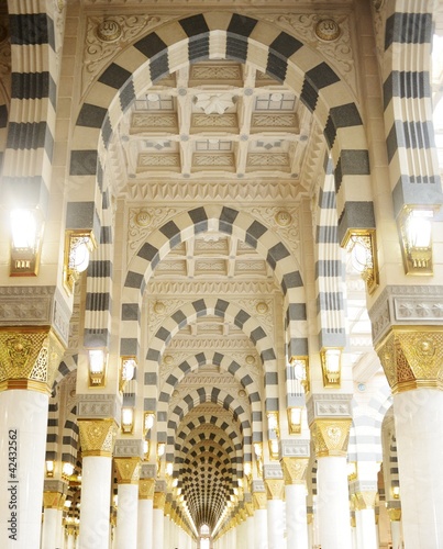 Photo: Makkah Kaaba mosque indoors pillars decoration Makkah Kaaba mosque indoors pillars decoration