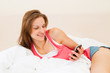 smartphone im Bett
