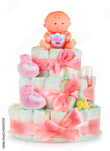 Foto: Cakes made of diapers on white Cakes made of diapers on white