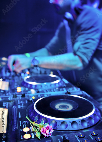 Photo: Dj playing the track Dj playing the track