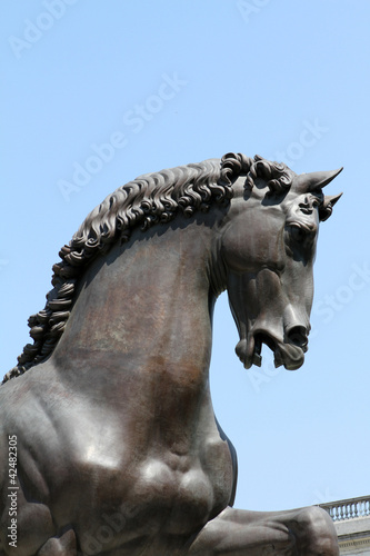 Photo: Bronzo - Milano Bronzo - Milano