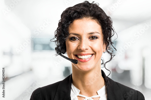Foto: Beautiful customer representative portrait Beautiful customer representative portrait