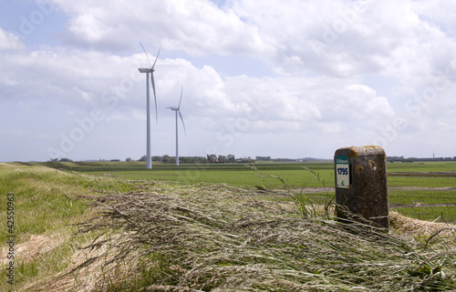 Photo: Mile stone nr. 1795 Mile stone nr. 1795