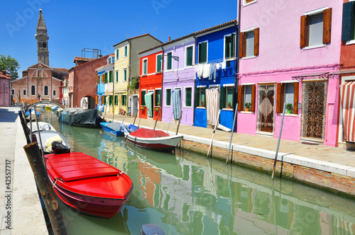 Photo: le canal de l'église le canal de l'église