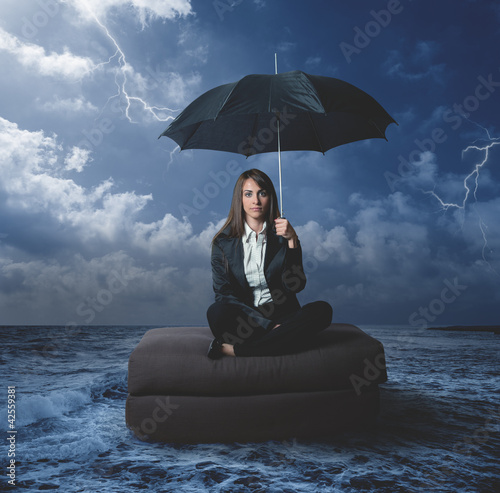 Foto: Businesswoman with work problems Businesswoman with work problems