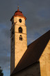Kirchturm im Sonnenuntergang