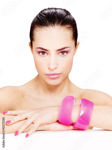 Foto: Portrait of a pretty young woman Portrait of a pretty young woman