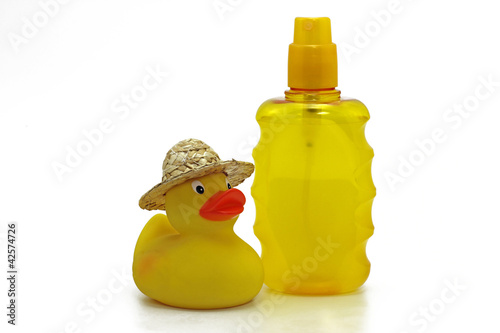 Foto: sonnenschutz mit badeente sonnenschutz mit badeente