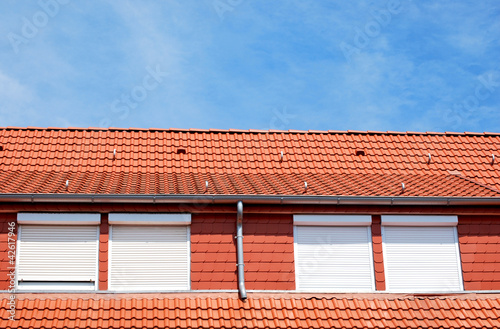 Photo: Dachgaube und Aussenjalousien Dachgaube und Aussenjalousien