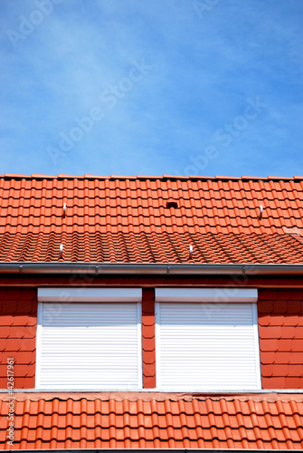Photo: Dachgaube und Aussenjalousien Dachgaube und Aussenjalousien
