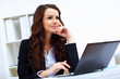 Foto: Young busines woman with notebook Young busines woman with notebook
