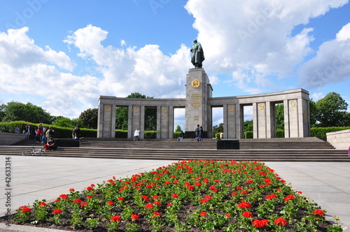 Foto: Berlin - Sowjetisches Ehrenmahl Berlin - Sowjetisches Ehrenmahl