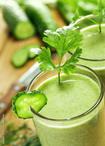 Photo: Healthy drink, vegetable juice, studio shot Healthy drink, vegetable juice, studio shot