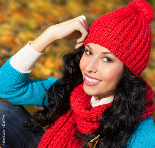 Photo: woman autumn woman autumn