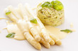 Spargel mit Avocado-Lachs tatar