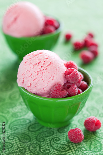 Photo: Raspberry ice cream Raspberry ice cream