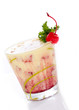 Milchshake mit rotem Sirup