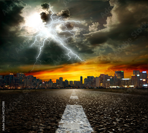 Photo: Asphalt road and sky Asphalt road and sky