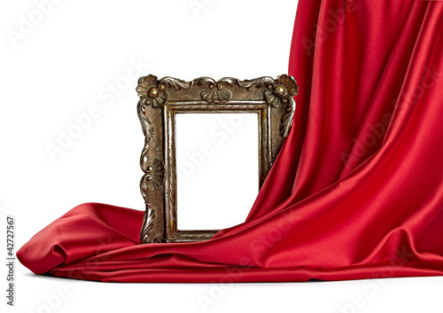 Foto: wooden frame and silk cover wooden frame and silk cover