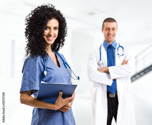 Foto: Beautiful smiling nurse portrait Beautiful smiling nurse portrait