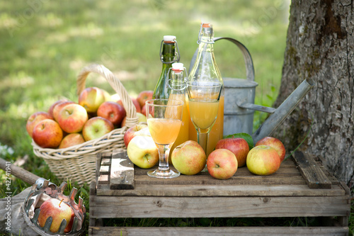 Photo: Erntezeit, Apfelsaft Erntezeit, Apfelsaft