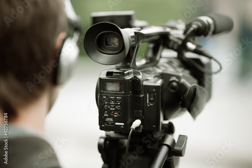 Photo: news shooting news shooting