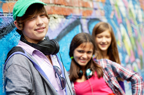 Photo: Friends outdoors Friends outdoors