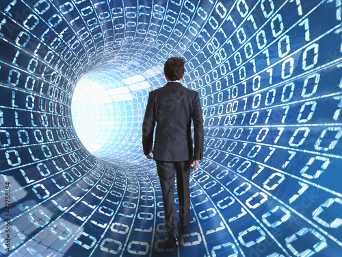 Foto: Businessman and internet cable Businessman and internet cable