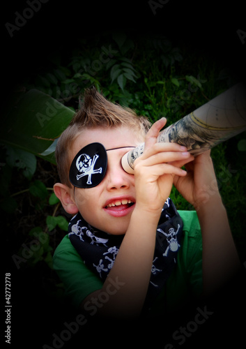 Foto: Explorer boy Explorer boy