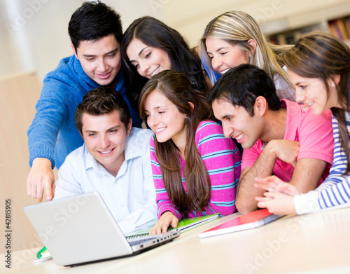 Photo: Students online Students online