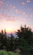 Sonnenaufgang im Gebirge