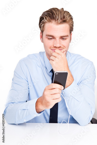 Foto: mann mit handy mann mit handy