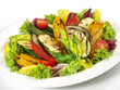Mariniertes Grillgemüse auf Salat