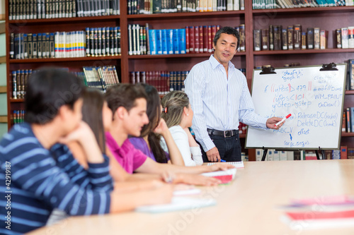 Foto: Students in class Students in class