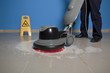 Foto: cleaning floor with machine cleaning floor with machine