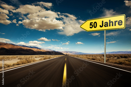 Photo: 50 Jahre, Hinweisschild 50 Jahre, Hinweisschild