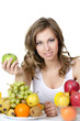 Foto: Beautiful girl with fruit and vegetables Beautiful girl with fruit and vegetables