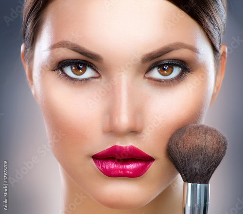 Foto: Makeup. Make-up Face Makeup. Make-up Face