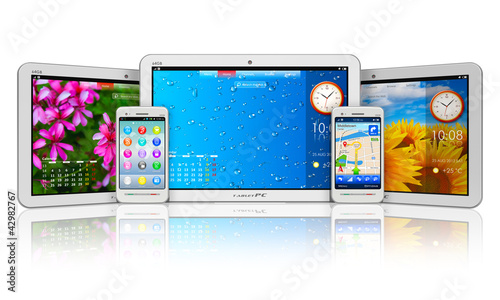 Ilustración: Set of tablet computers and smartphones Set of tablet computers and smartphones