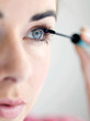 Applying mascara